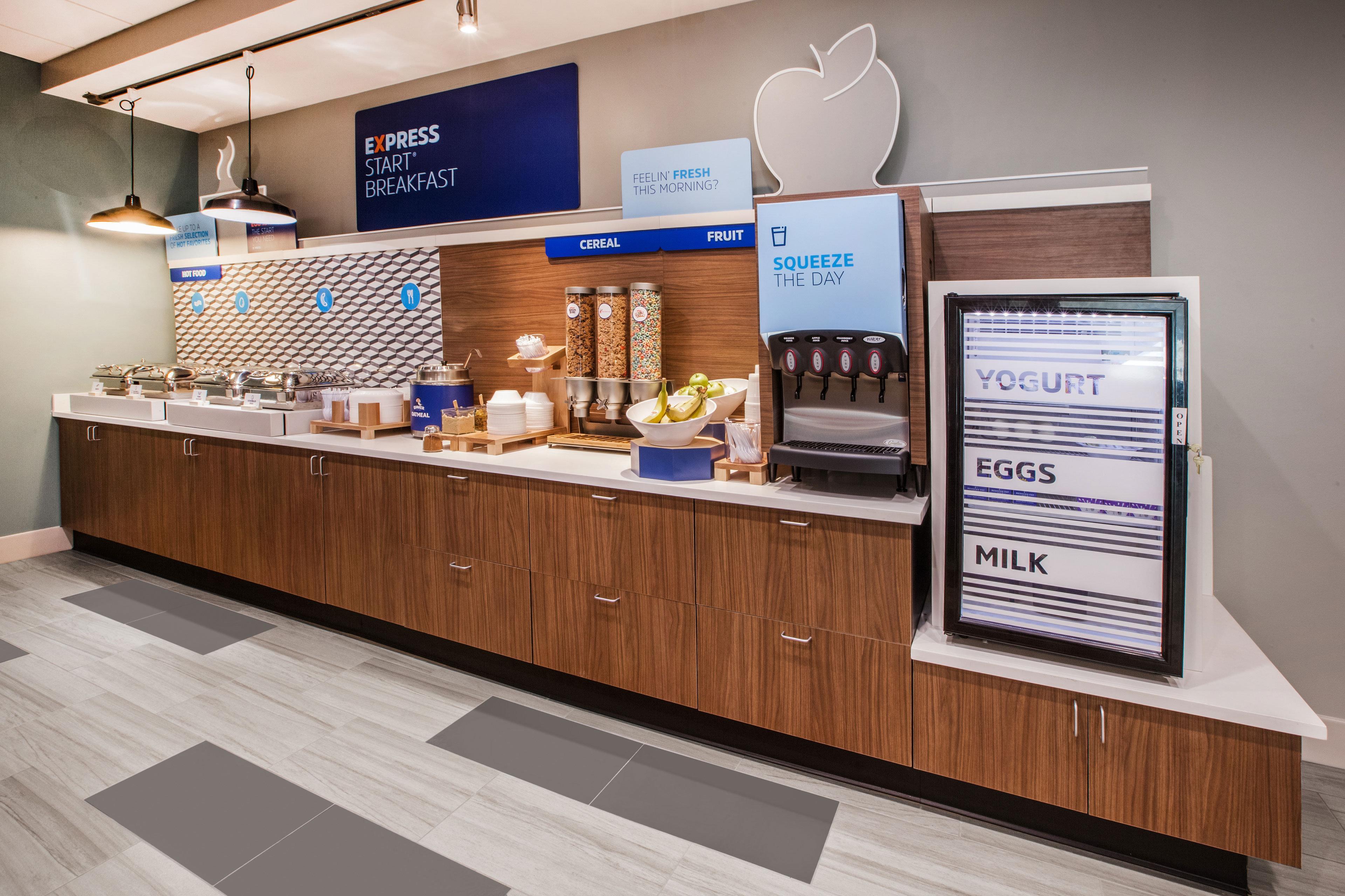 Holiday Inn Express Hotel & Suites Atlanta Buckhead By Ihg Екстер'єр фото