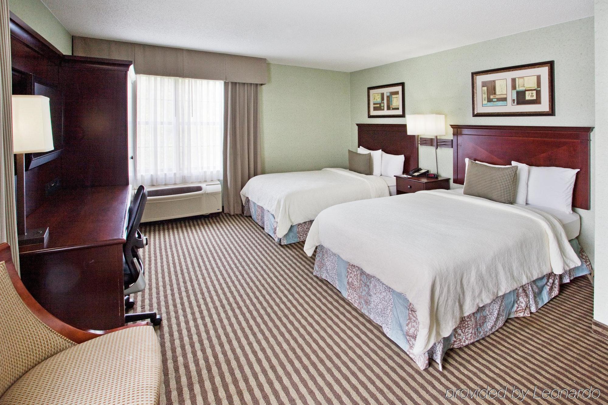 Holiday Inn Express Hotel & Suites Atlanta Buckhead By Ihg Екстер'єр фото